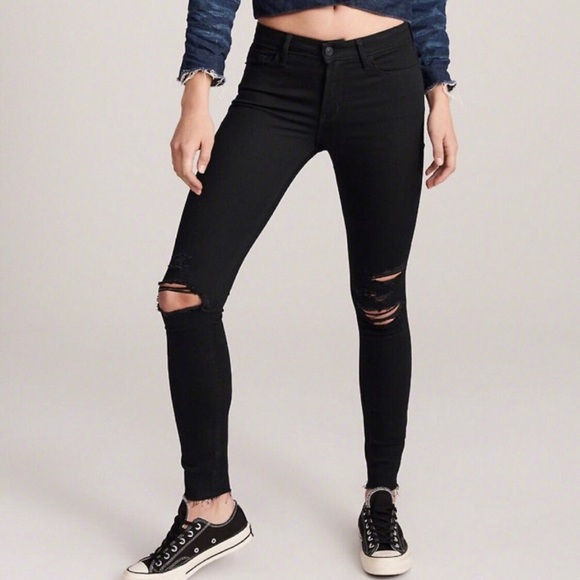 Abercrombie & Fitch Harper Low Rise White Distressed Super Skinny Jeans - Picture 3 of 12